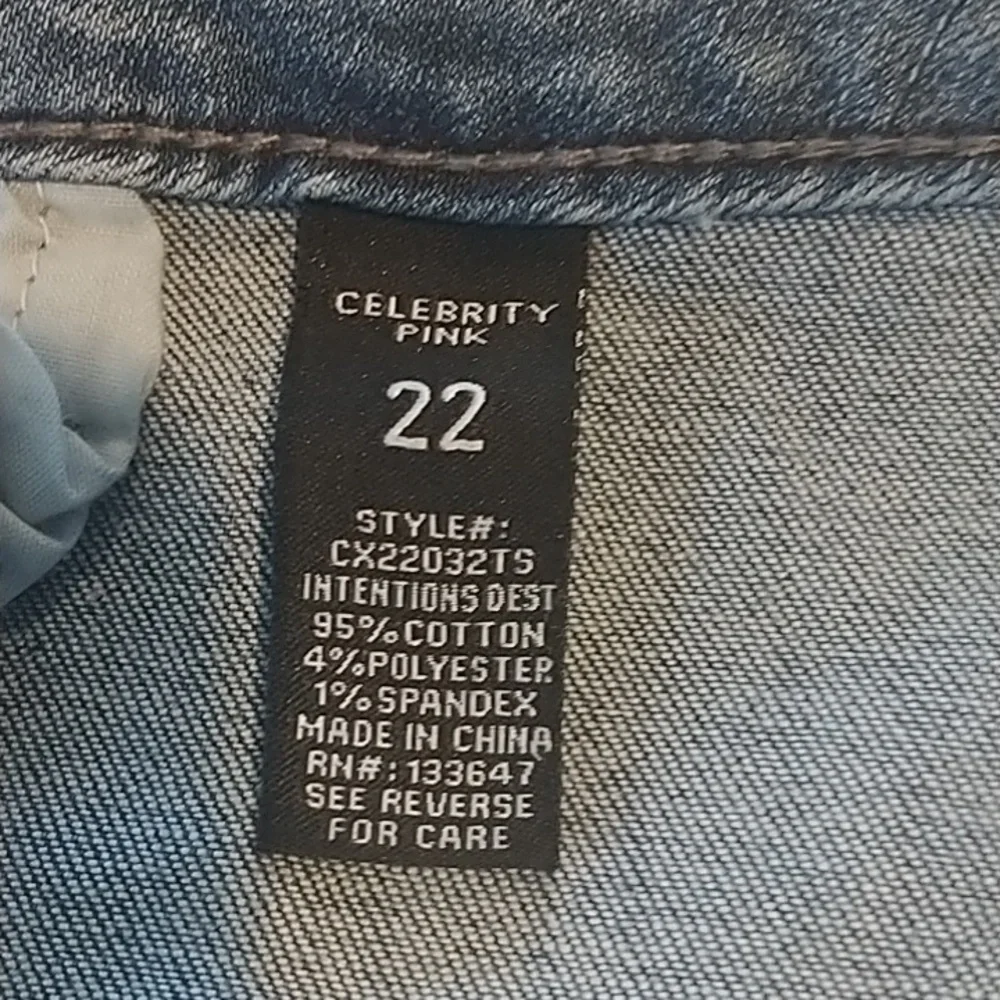 Forever 21 Celebrity Pink Skinny Distressed Raw Hem Ankle Jeans sz plus 22 - Picture 15 of 15